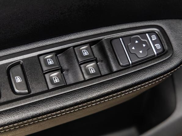 Renault Arkana I с пробегом 2019 года, цена 1 398 000 рублей, 136666 км, внедорожник, Автокод Объявления