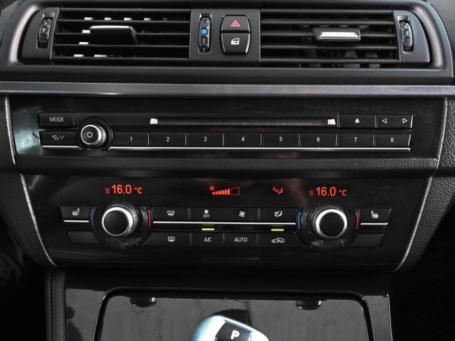 BMW 5 серии VI (F10/F11/F07) Рестайлинг Ростов-на-Дону  - изображение 15