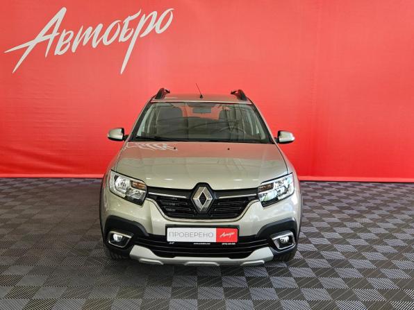 Renault Sandero II Рестайлинг с пробегом 2018 года, цена 1 139 000 рублей, 64283 км, хэтчбек, Автокод Объявления