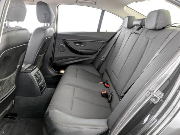 BMW 3 серии VI (F3x) Рестайлинг с пробегом 2018 года, цена 2 150 000 рублей, 87480 км, седан, Автокод Объявления