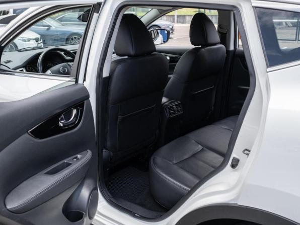 Nissan Qashqai II с пробегом 2015 года, цена 1 675 000 рублей, 119717 км, внедорожник, Автокод Объявления