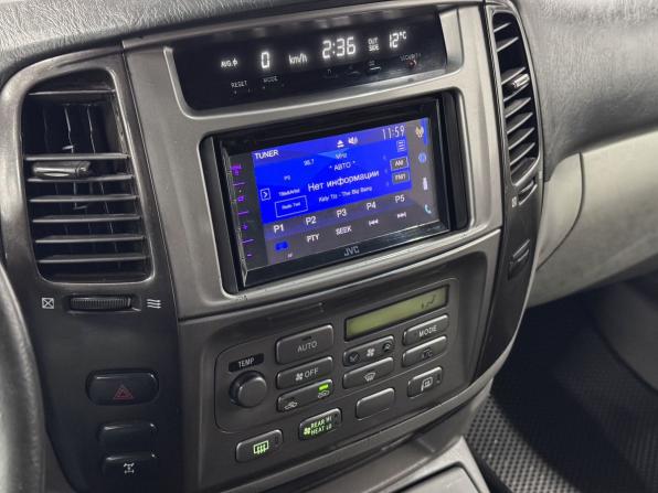 Toyota Land Cruiser 100 Series Рестайлинг 2 с пробегом 2006 года, цена 2 230 000 рублей, 390561 км, внедорожник, Автокод Объявления