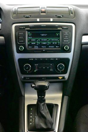 Skoda Octavia II (A5) Рестайлинг с пробегом 2012 года, цена 820 000 рублей, 239506 км, лифтбек, Автокод Объявления