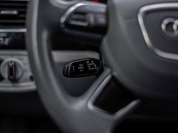 Audi A8 III (D4) Рестайлинг с пробегом 2013 года, цена 2 200 000 рублей, 105887 км, седан, Автокод Объявления