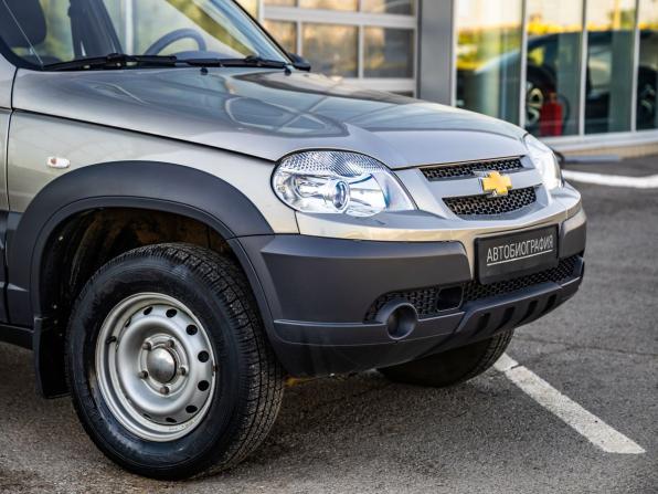 Chevrolet Niva I Рестайлинг с пробегом 2015 года, цена 738 000 рублей, 42729 км, внедорожник, Автокод Объявления