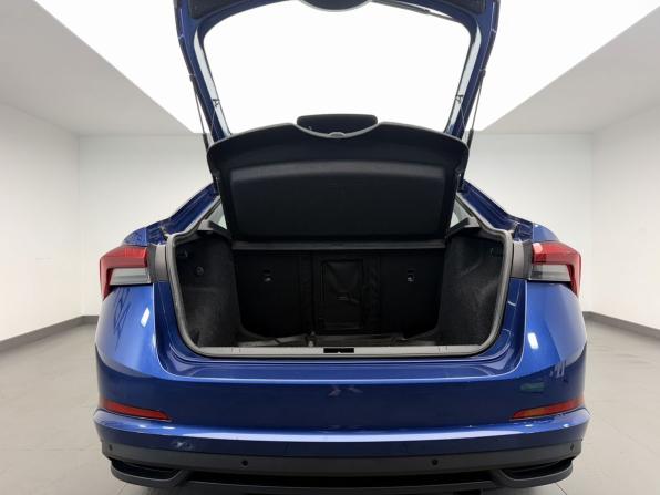 Skoda Rapid II с пробегом 2021 года, цена 1 824 000 рублей, 68465 км, лифтбек, Автокод Объявления