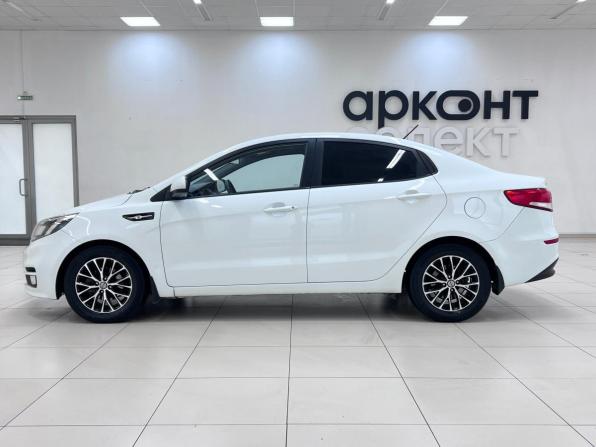 Kia Rio III Рестайлинг с пробегом 2015 года, цена 1 050 000 рублей, 168077 км, седан, Автокод Объявления