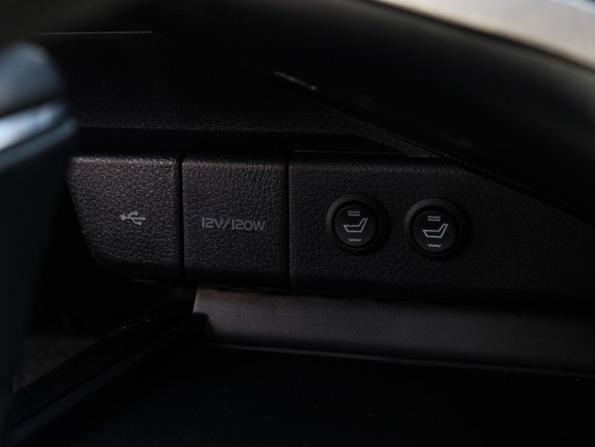 Toyota Camry VIII (XV70) Рестайлинг с пробегом 2022 года, цена 3 450 000 рублей, 66359 км, седан, Автокод Объявления