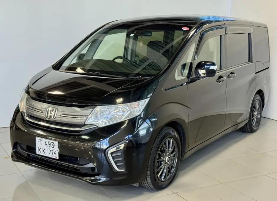 Honda Stepwgn V Рестайлинг Челябинск  - изображение 1