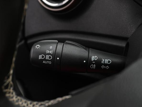 Renault Kaptur I с пробегом 2018 года, цена 1 777 000 рублей, 75307 км, внедорожник, Автокод Объявления