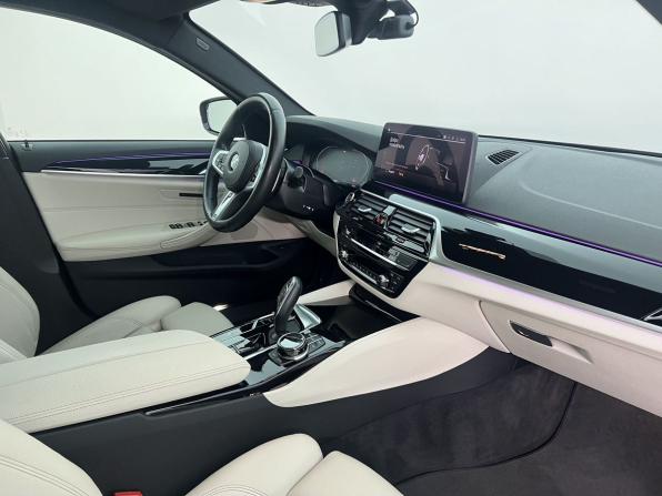 BMW 5 серии VII (G30/G31/G38) Рестайлинг с пробегом 2021 года, цена 5 390 000 рублей, 49826 км, седан, Автокод Объявления