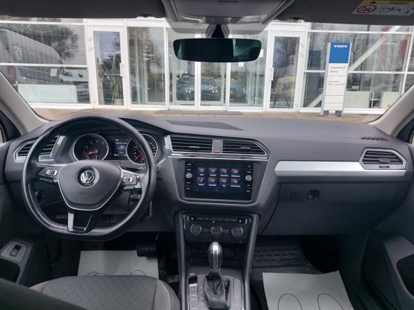 Volkswagen Tiguan II с пробегом 2018 года, цена 2 580 000 рублей, 83000 км, внедорожник, Автокод Объявления
