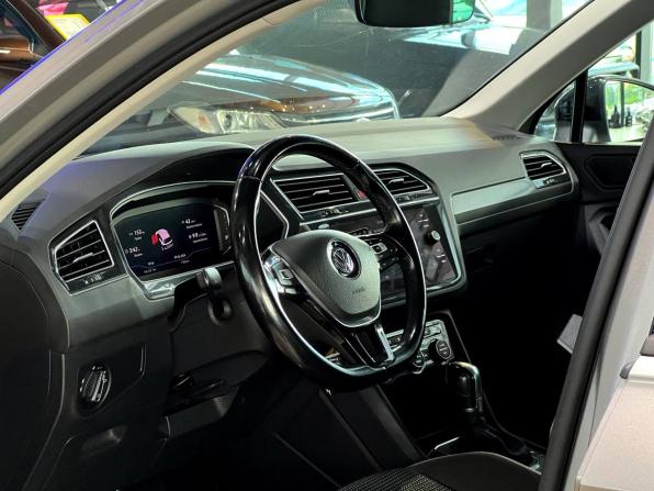 Volkswagen Tiguan II с пробегом 2019 года, цена 2 650 000 рублей, 78000 км, внедорожник, Автокод Объявления