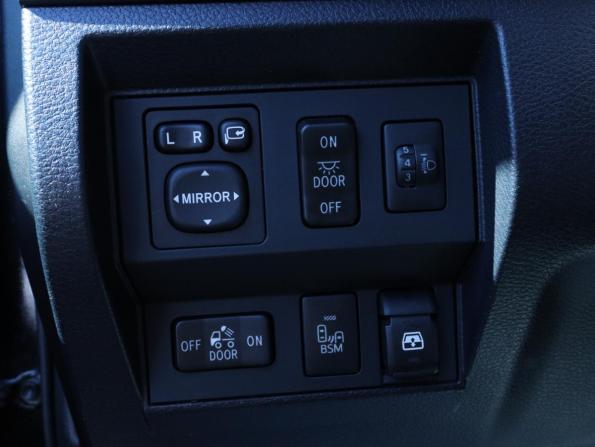 Toyota Tundra II Рестайлинг с пробегом 2013 года, цена 5 400 000 рублей, 96227 км, offers.body_type.unknown, Автокод Объявления