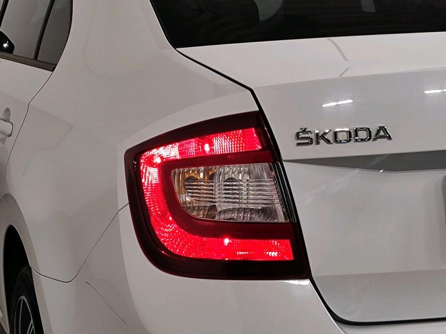 Skoda Rapid I Рестайлинг Москва  - изображение 8