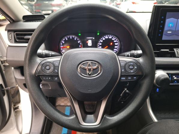 Toyota RAV4 V (XA50) с пробегом 2021 года, цена 2 730 000 рублей, 94327 км, внедорожник, Автокод Объявления