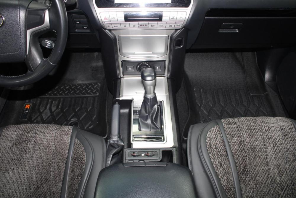 Toyota Land Cruiser Prado 150 Series Рестайлинг 2 Владивосток  - изображение 20