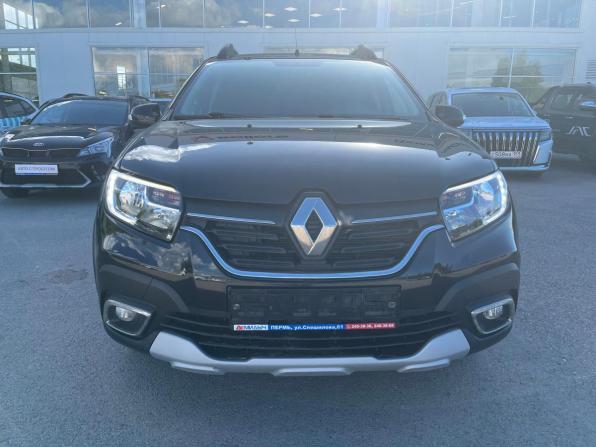 Renault Sandero II Рестайлинг с пробегом 2018 года, цена 1 084 000 рублей, 81000 км, хэтчбек, Автокод Объявления