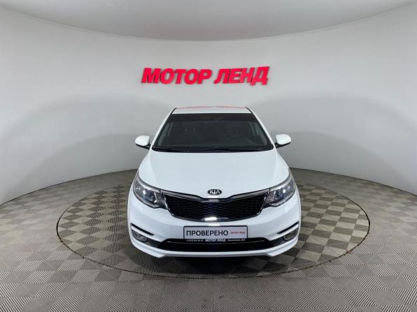 Kia Rio III Рестайлинг с пробегом 2017 года, цена 969 000 рублей, 130892 км, седан, Автокод Объявления