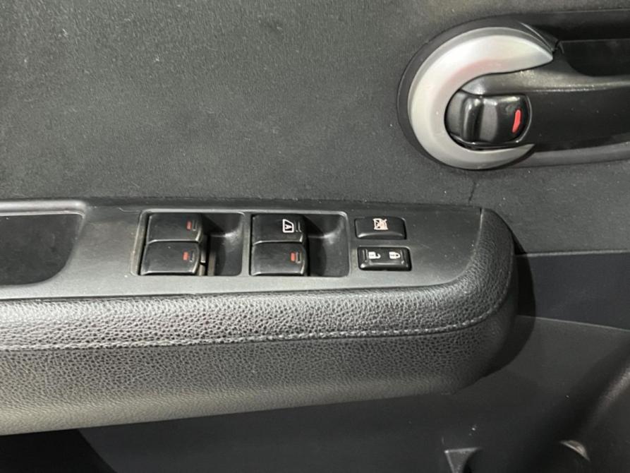 Nissan Tiida I Рестайлинг Курск  - изображение 14