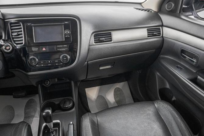 Mitsubishi Outlander III Рестайлинг с пробегом 2014 года, цена 1 799 000 рублей, 250000 км, внедорожник, Автокод Объявления