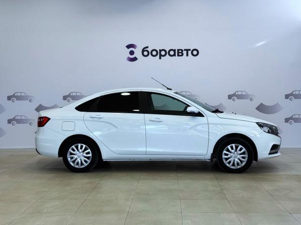 Lada (ВАЗ) Vesta I с пробегом 2022 года, цена 1 099 000 рублей, 87916 км, седан, Автокод Объявления
