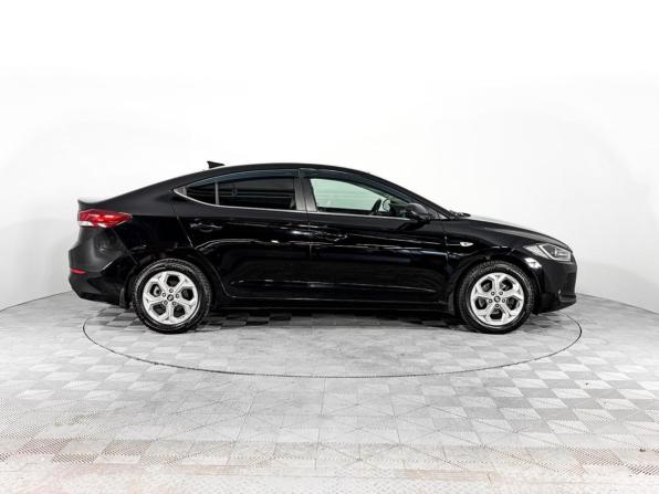Hyundai Elantra VI (AD) с пробегом 2017 года, цена 1 409 000 рублей, 138351 км, седан, Автокод Объявления