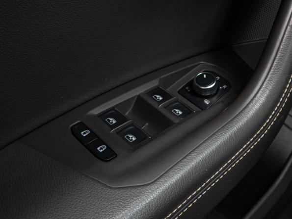 Volkswagen Touareg III с пробегом 2020 года, цена 4 540 000 рублей, 179130 км, внедорожник, Автокод Объявления
