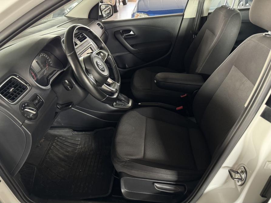 Volkswagen Polo V Рестайлинг Челябинск  - изображение 21