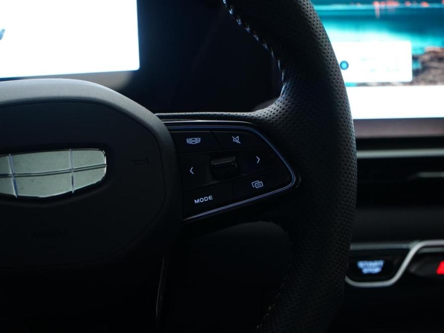 Geely Coolray I Рестайлинг Москва  - изображение 19