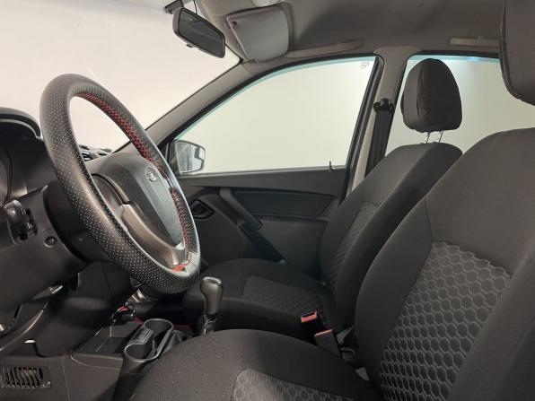 Lada (ВАЗ) Granta I Рестайлинг с пробегом 2019 года, цена 449 900 рублей, 180637 км, хэтчбек, Автокод Объявления