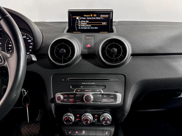 Audi A1 I (8X) Рестайлинг с пробегом 2015 года, цена 1 349 000 рублей, 69615 км, хэтчбек, Автокод Объявления