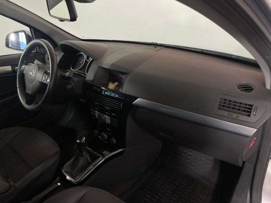Opel Astra H Рестайлинг Воронеж  - изображение 9