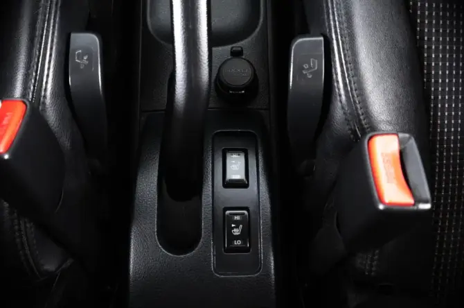 Nissan Tiida I Рестайлинг с пробегом 2013 года, цена 699 000 рублей, 285456 км, хэтчбек, Автокод Объявления