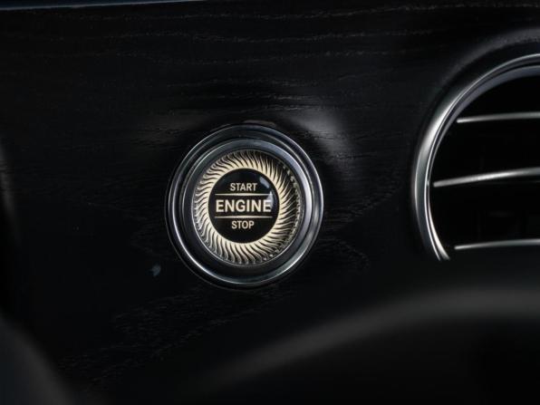 Mercedes-Benz E-Класс V (W213 S213 C238) с пробегом 2017 года, цена 2 839 000 рублей, 192732 км, седан, Автокод Объявления