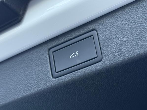 Volkswagen Tavendor I Рестайлинг с пробегом 2026 года, цена 6 200 000 рублей, 10 км, внедорожник, Автокод Объявления