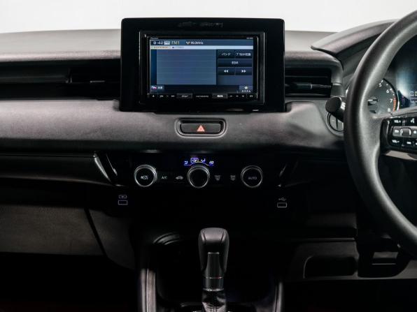 Honda Vezel II с пробегом 2021 года, цена 2 320 000 рублей, 89007 км, внедорожник, Автокод Объявления