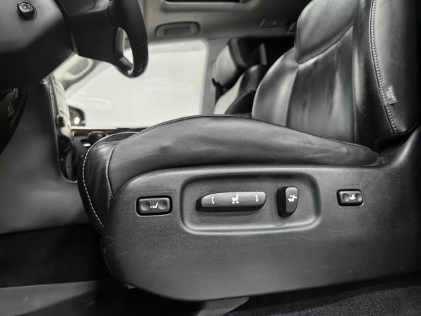 Lexus LX III Рестайлинг с пробегом 2013 года, цена 4 870 000 рублей, 201532 км, внедорожник, Автокод Объявления