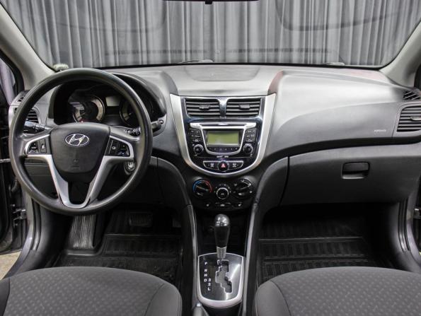 Hyundai Solaris I с пробегом 2012 года, цена 598 000 рублей, 205500 км, хэтчбек, Автокод Объявления