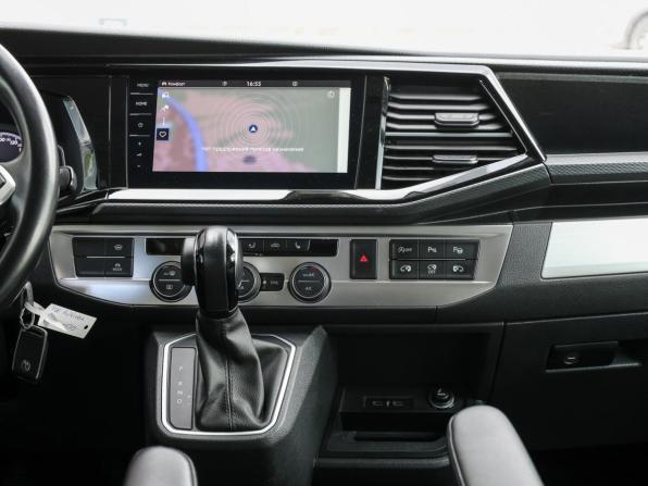 Volkswagen Multivan T6 Рестайлинг с пробегом 2020 года, цена 6 990 000 рублей, 58177 км, минивэн, Автокод Объявления