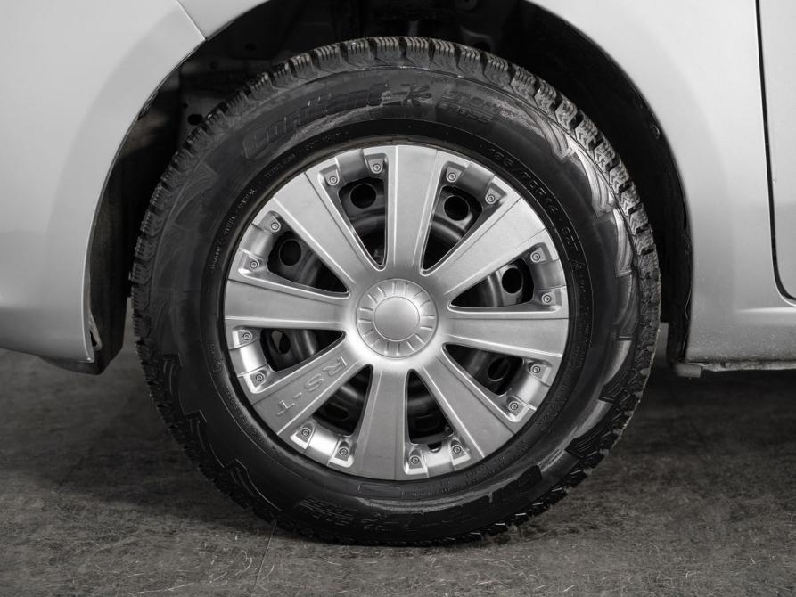 Toyota Passo Sette Иркутск  - изображение 16