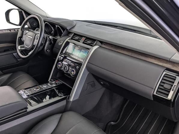 Land Rover Discovery V с пробегом 2017 года, цена 3 770 000 рублей, 95690 км, внедорожник, Автокод Объявления