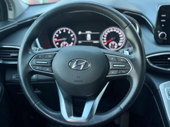 Hyundai Santa Fe IV Рестайлинг с пробегом 2023 года, цена 3 640 000 рублей, 65458 км, внедорожник, Автокод Объявления