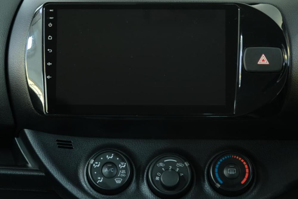 Toyota Vitz III (XP130) Рестайлинг 2 Омск  - изображение 14