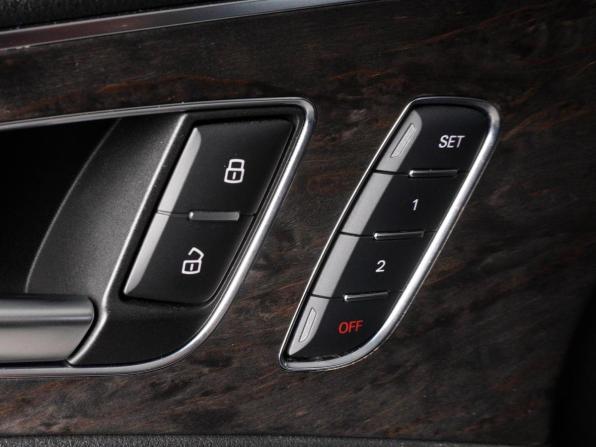 Audi A6 allroad III (C7) Рестайлинг с пробегом 2016 года, цена 3 150 000 рублей, 194678 км, универсал, Автокод Объявления