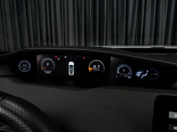 Changan UNI-V I с пробегом 2023 года, цена 2 099 000 рублей, 39774 км, лифтбек, Автокод Объявления