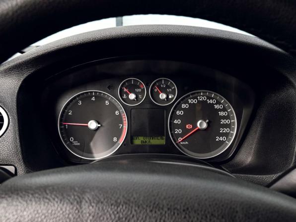 Ford Focus II с пробегом 2007 года, цена 450 000 рублей, 202927 км, седан, Автокод Объявления