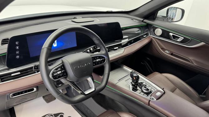 Chery Tiggo 7L с пробегом 2024 года, цена 2 850 000 рублей, 4430 км, внедорожник, Автокод Объявления