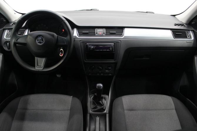 Skoda Rapid I с пробегом 2014 года, цена 689 000 рублей, 118360 км, лифтбек, Автокод Объявления