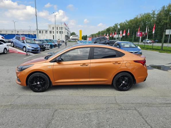 Hyundai Solaris II с пробегом 2017 года, цена 1 297 000 рублей, 63216 км, седан, Автокод Объявления